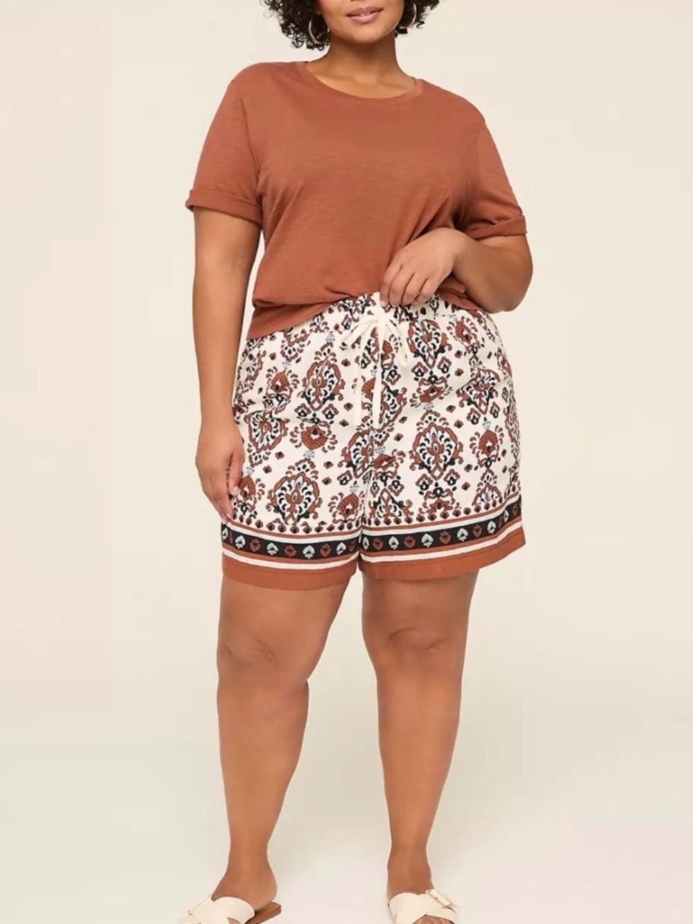 Lane Bryant pull on flowy shorts size  EUC 22/24